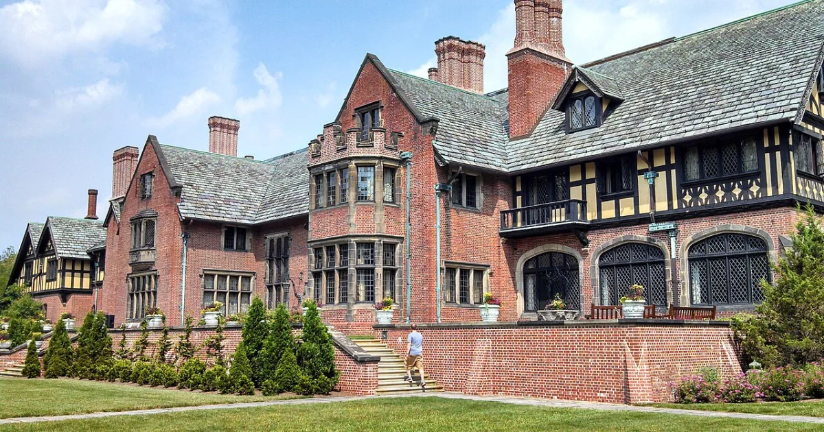 city and the county seat of Summit County, Ohio, United States