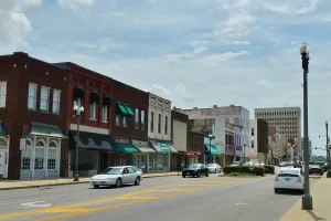 county seat of Calhoun County, Alabama, USA