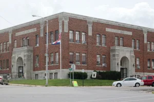 city in and county seat of Douglas County, Missouri, United States