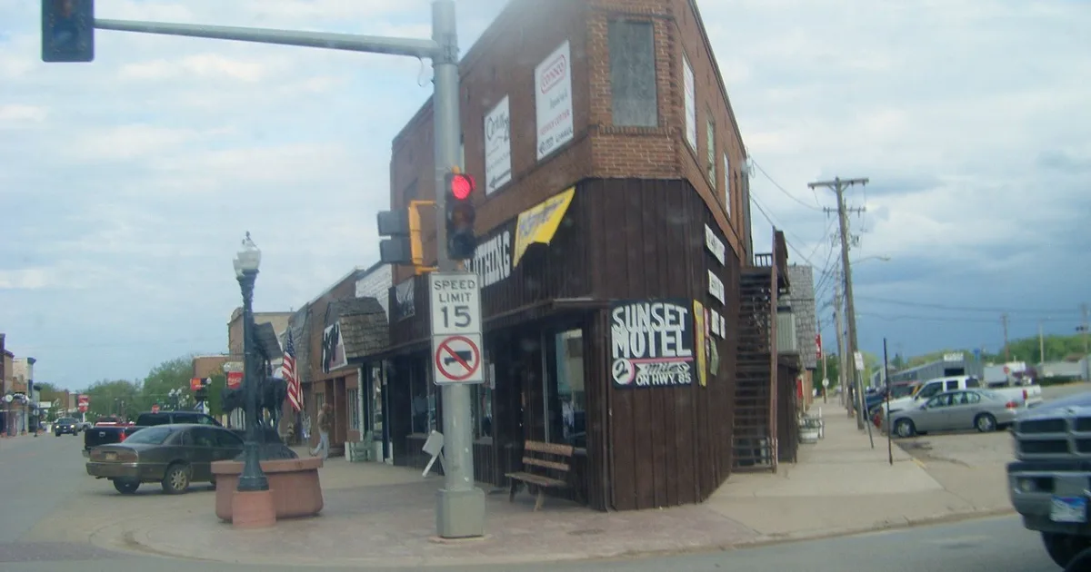 city in and county seat of Butte County, South Dakota, United States