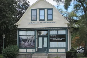 suburb village of Chicago, located in DuPage County, Illinois, United States