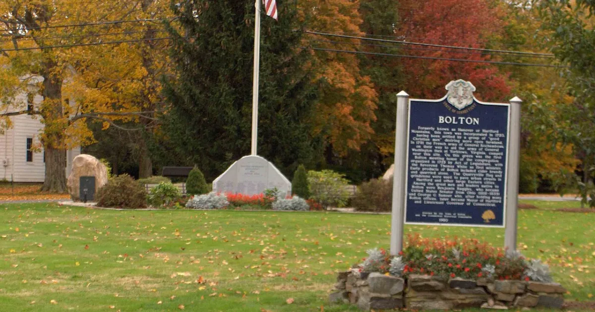 Downtown Bolton, CT, CT