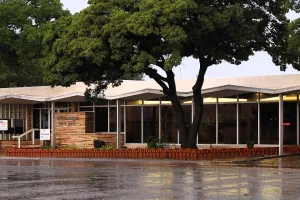 city in and county seat of Terry County, Texas, United States