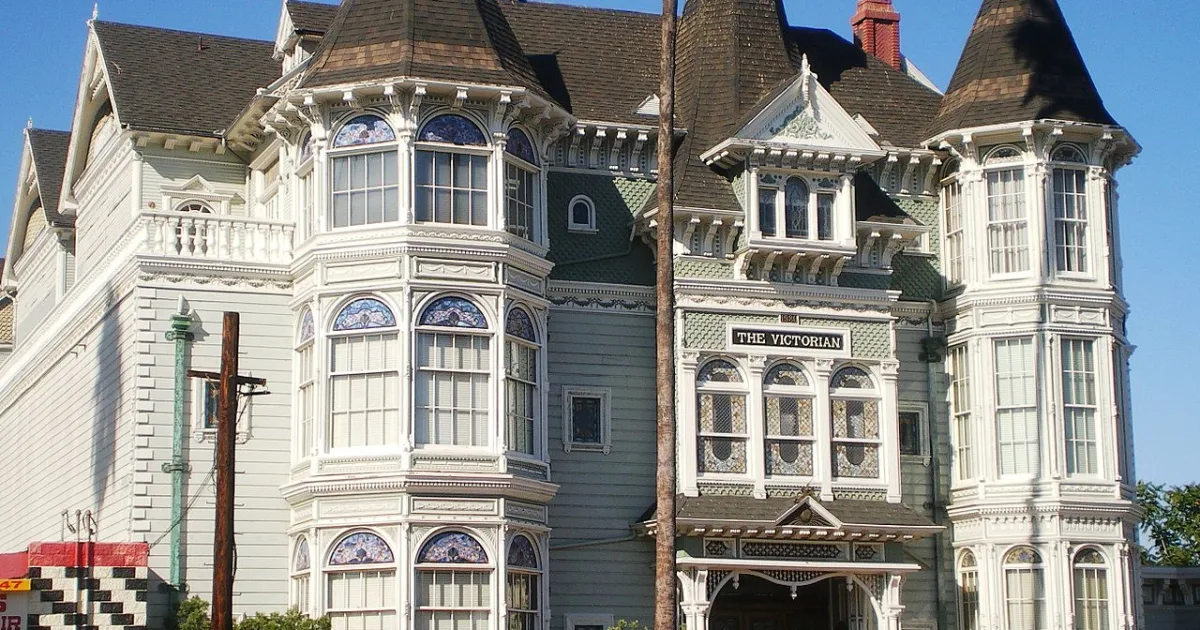 neighborhood in the San Fernando Valley region of the City of Los Angeles, California, United States