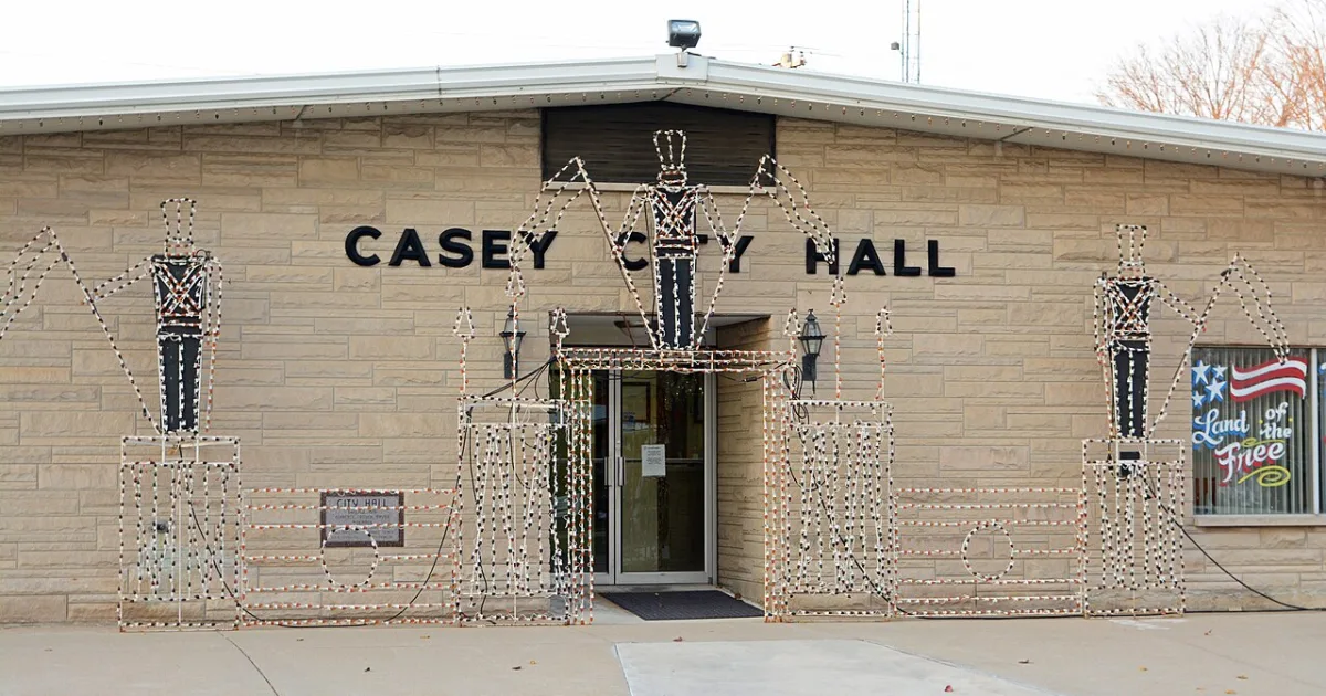 city on border of Clark and Cumberland Counties in Illinois