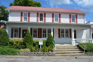 town in Dickson County, Tennessee, United States