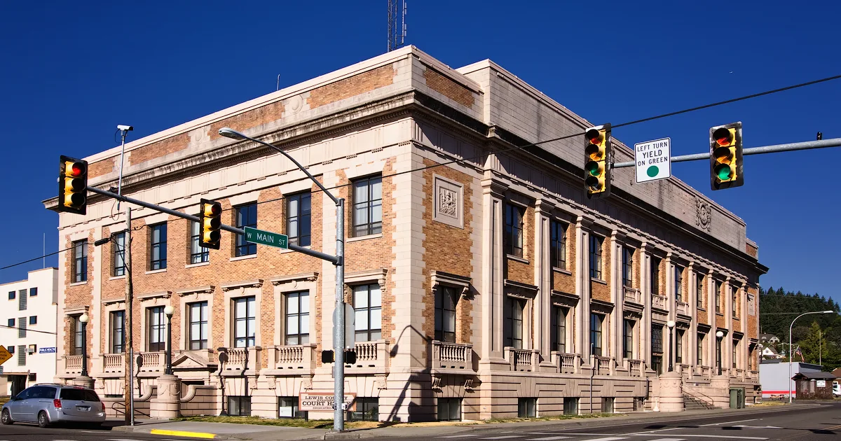 city in and county seat of Lewis County, Washington, United States