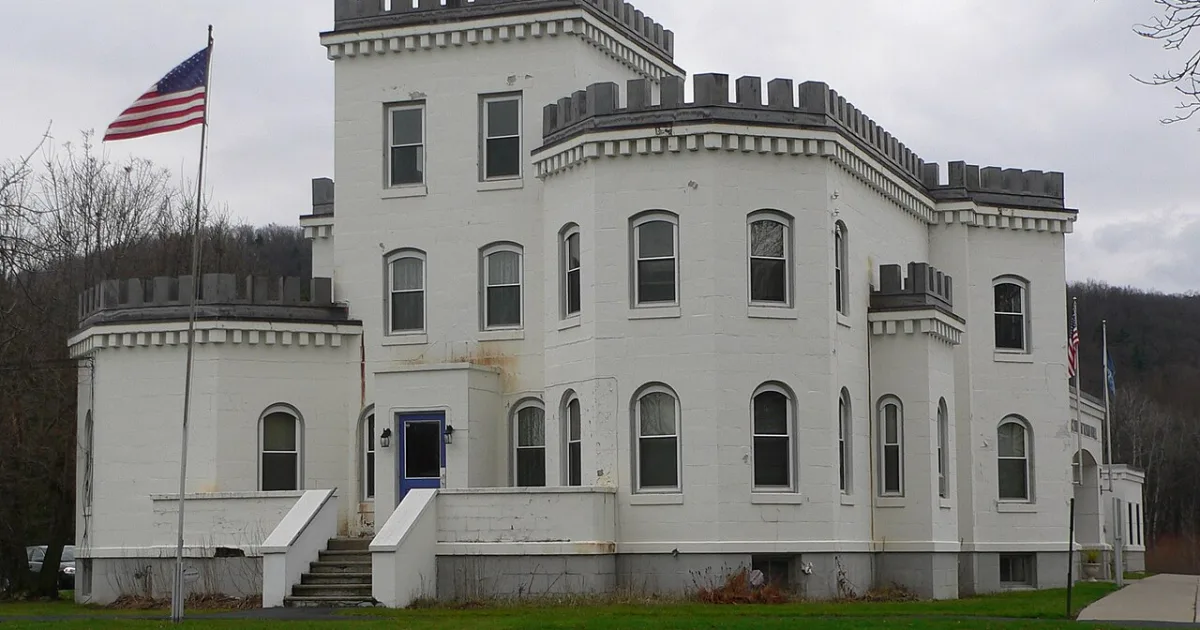 town in New York, United States