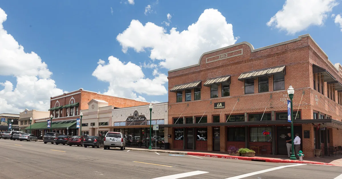 city in and county seat of Montgomery County, Texas, United States