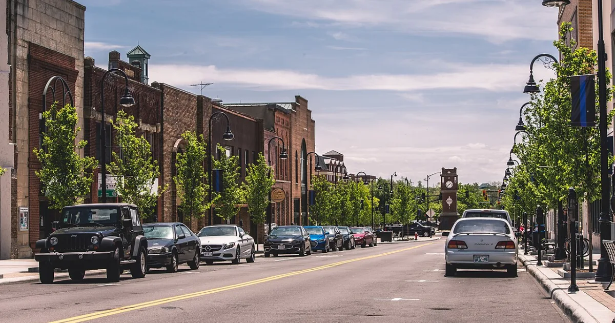Downtown Cuyahoga Falls, OH, OH