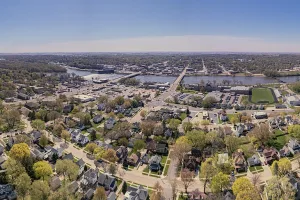 city and county seat of Lee County, Illinois, United States