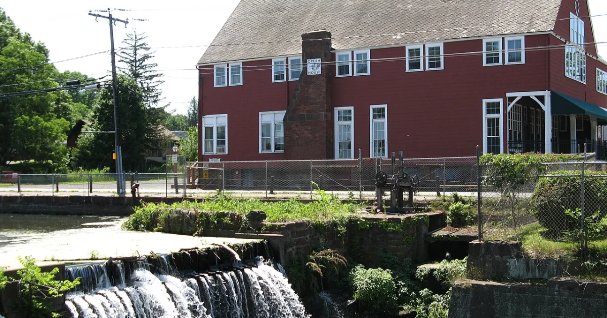 town in Hartford County, Connecticut, United States