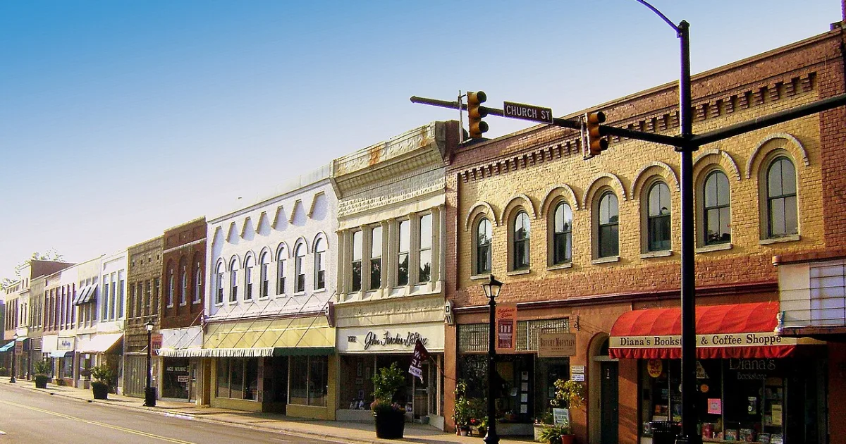 town in Surry and Wilkes counties in North Carolina, United States