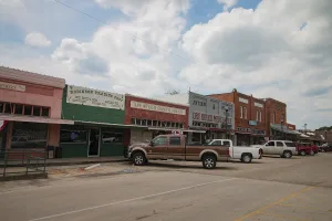 city in and county seat of Freestone County, Texas, United States