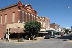 city and county seat in Lee County, Iowa, United States