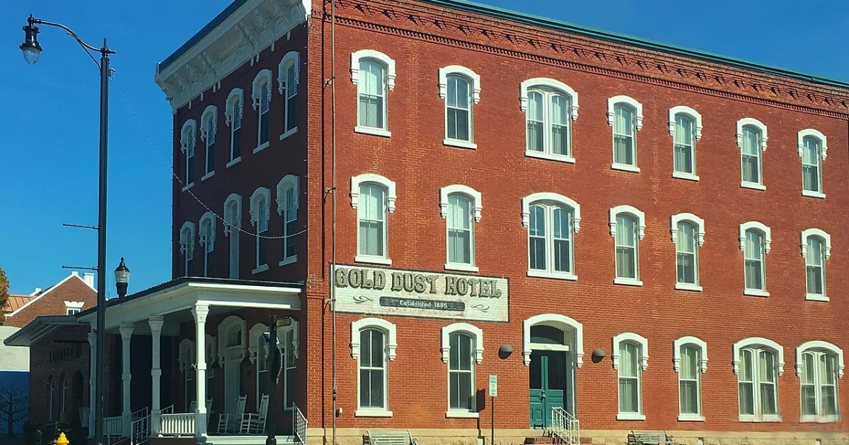 city in and county seat of Wilson County, Kansas, United States