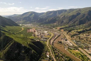 city in and county seat of Garfield County, Colorado, United States