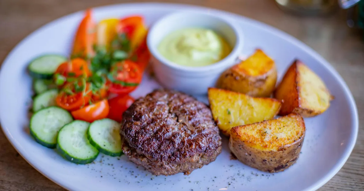 Downtown Hambden, OH, OH