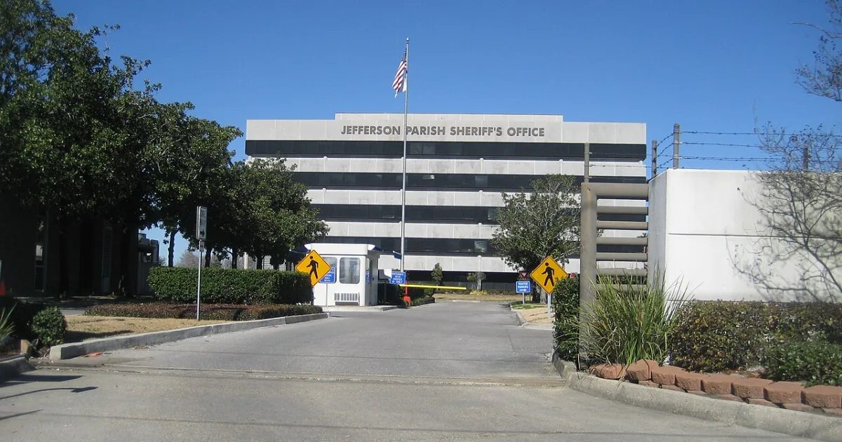 unincorporated suburban community and census-designated place in Jefferson Parish, Louisiana