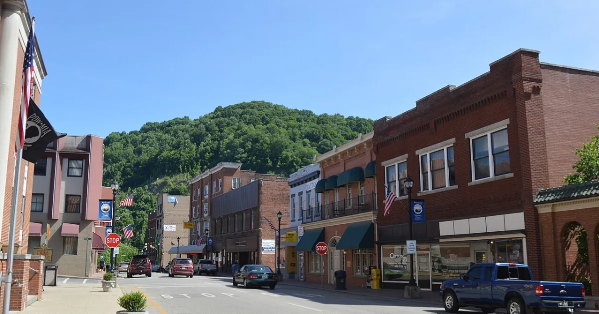 city and county seat of Perry County, Kentucky, United States
