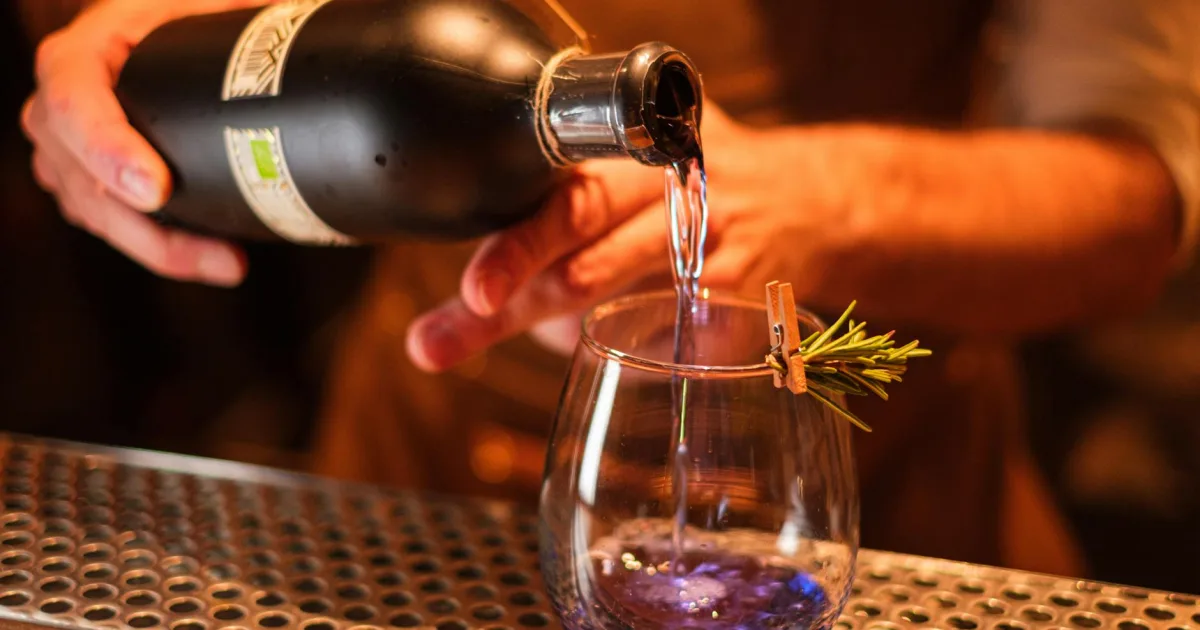 Downtown Hendricks, IN, IN