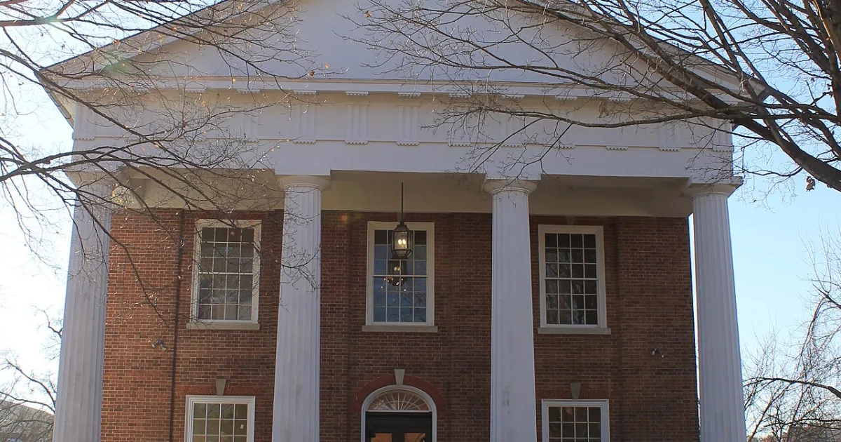 town in and county seat of Orange County, North Carolina, United States