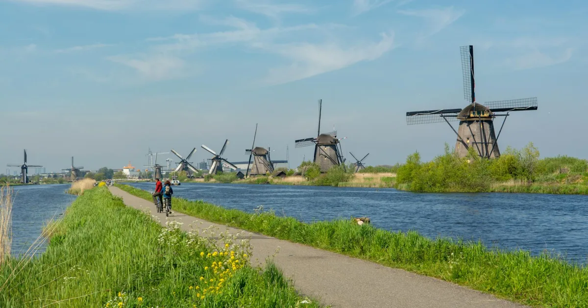 Downtown Holland, MA, MA