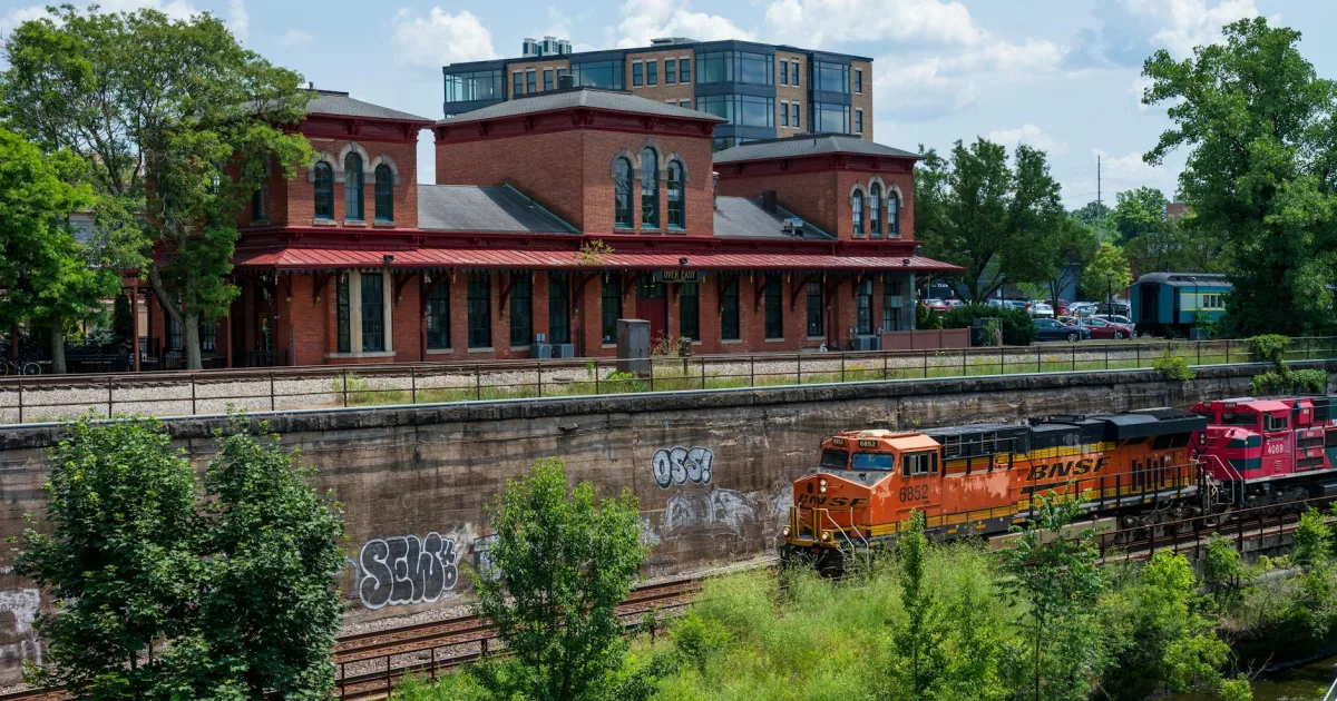 Downtown Kent, IN, IN
