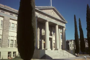 city in and seat of Mohave County, Arizona, United States