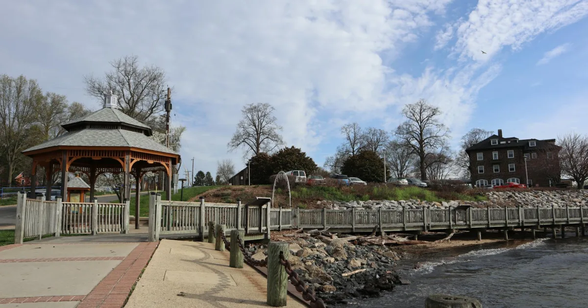 Downtown Kingstown, MD, MD