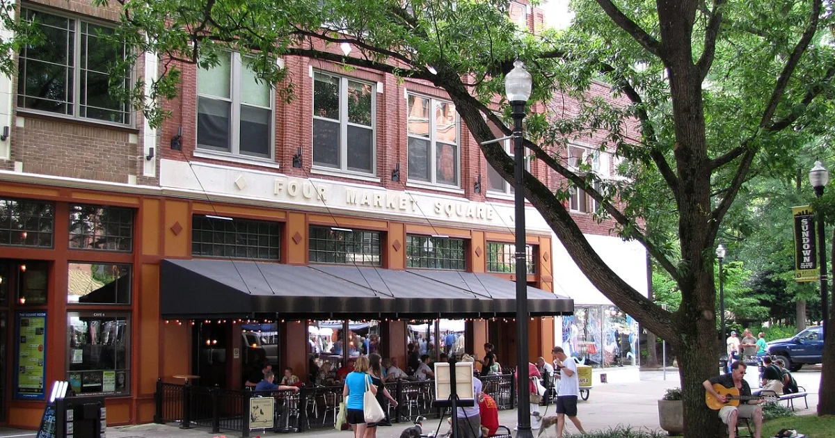 city and county seat of Knox County, State of Tennessee, United States