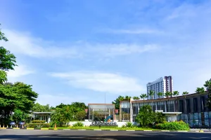 Downtown Lakewood Club, MI, MI