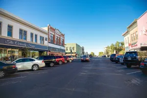 city in and county seat of Albany County, Wyoming, United States