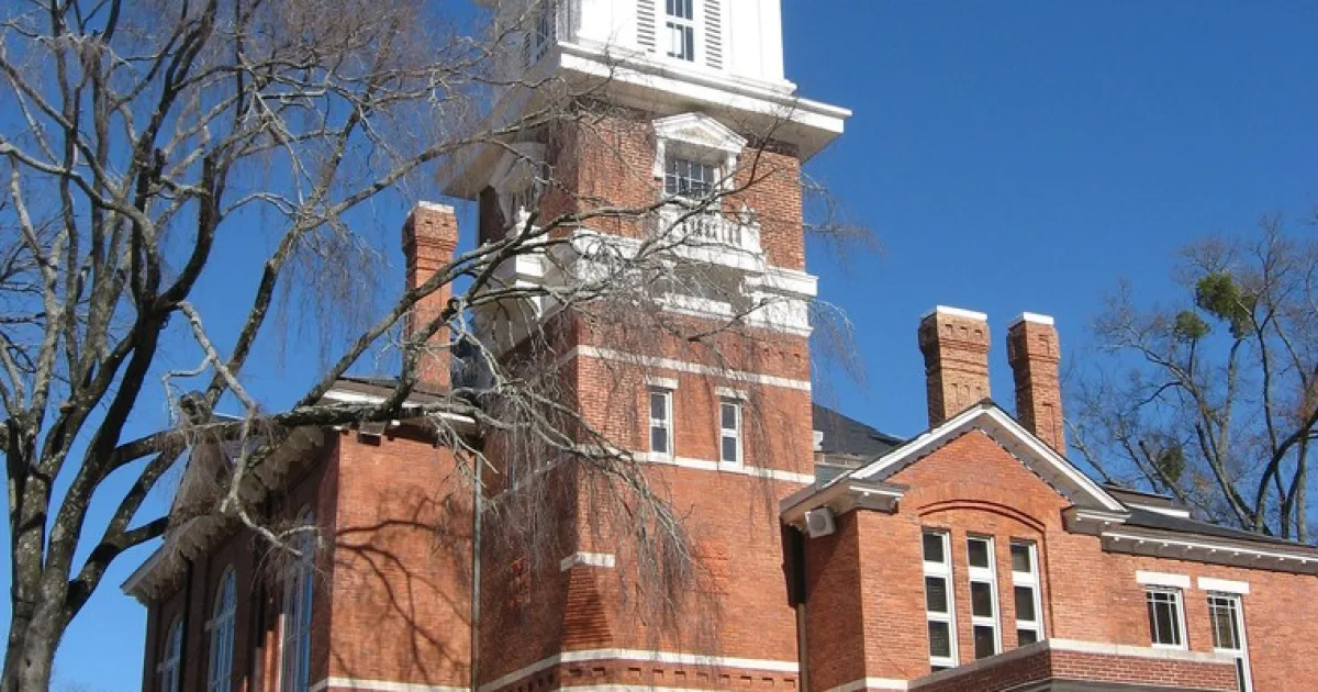 city in and county seat of Gwinnett County, Georgia, United States