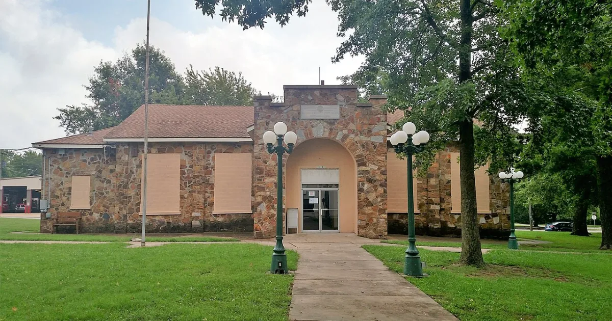 Downtown Lincoln, AR, AR