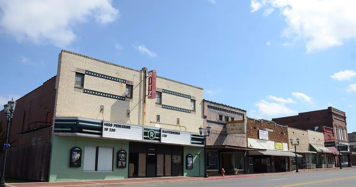 city in and county seat of Hot Spring County, Arkansas, United States
