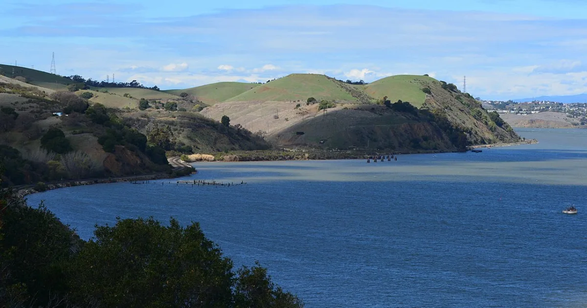 city in and seat of Contra Costa County, California, United States