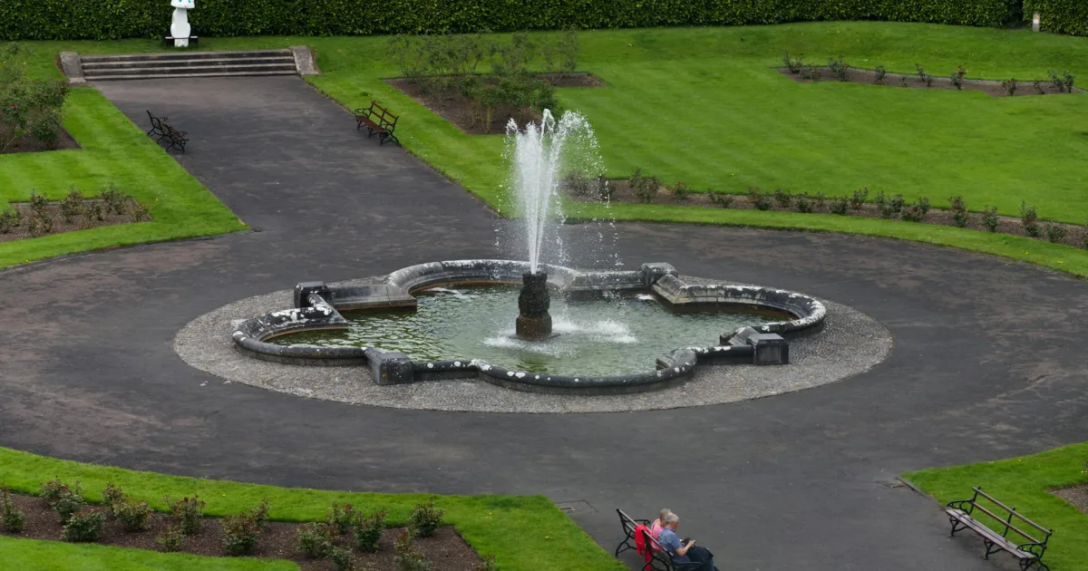 Downtown Merrionette Park, IL, IL