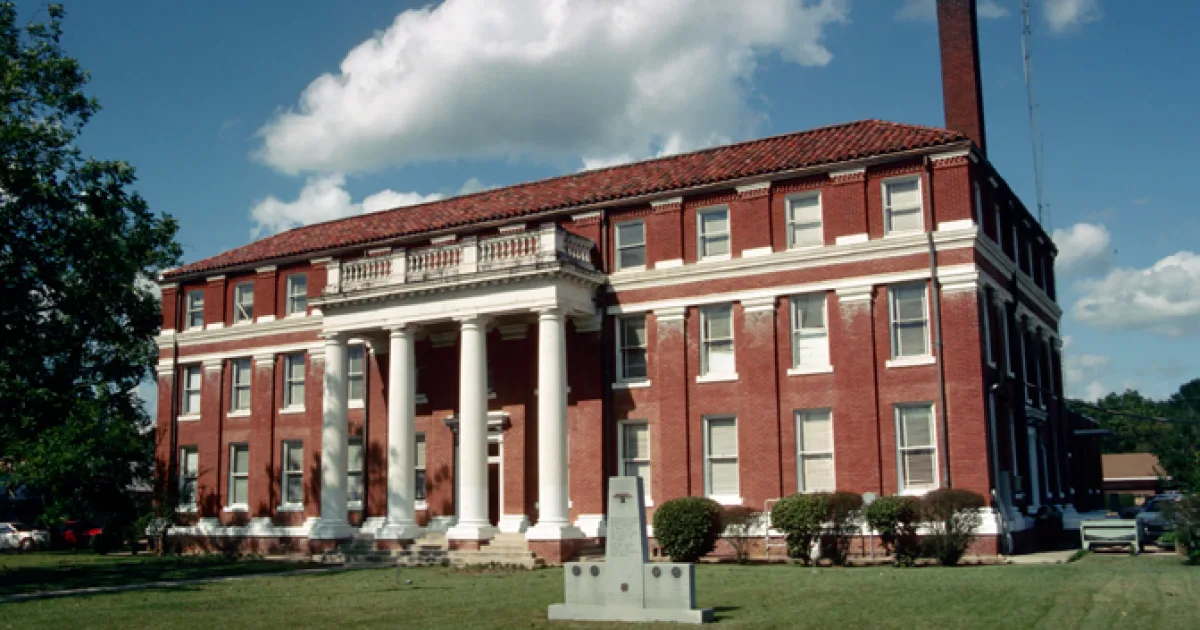 town and county seat of Lawrence County, Mississippi, United States