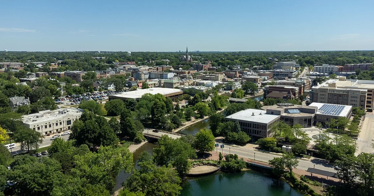 Downtown Naperville, IL, IL