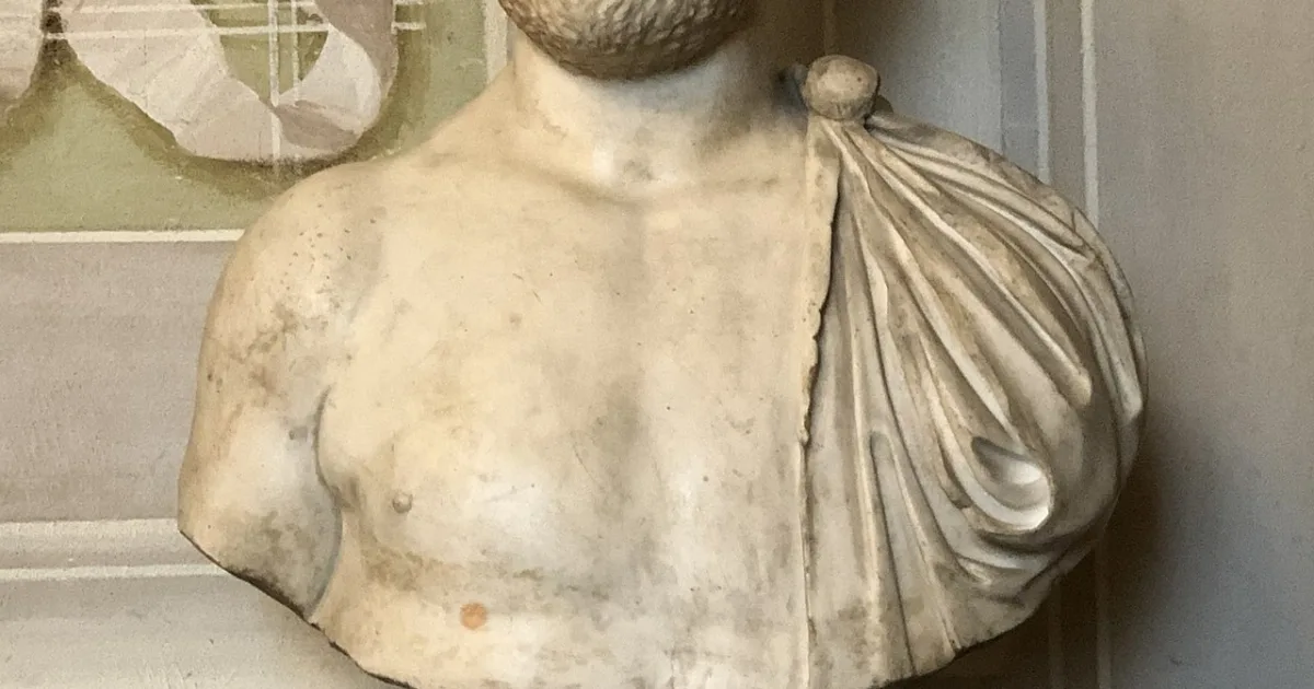 Roman poet (43 BC – 17/18 AD)