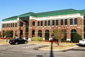 city and county seat of Russell County, Alabama, United States