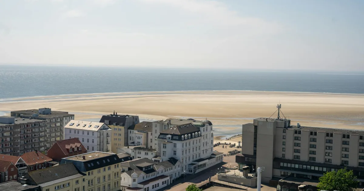 Downtown Plaza, ND, ND