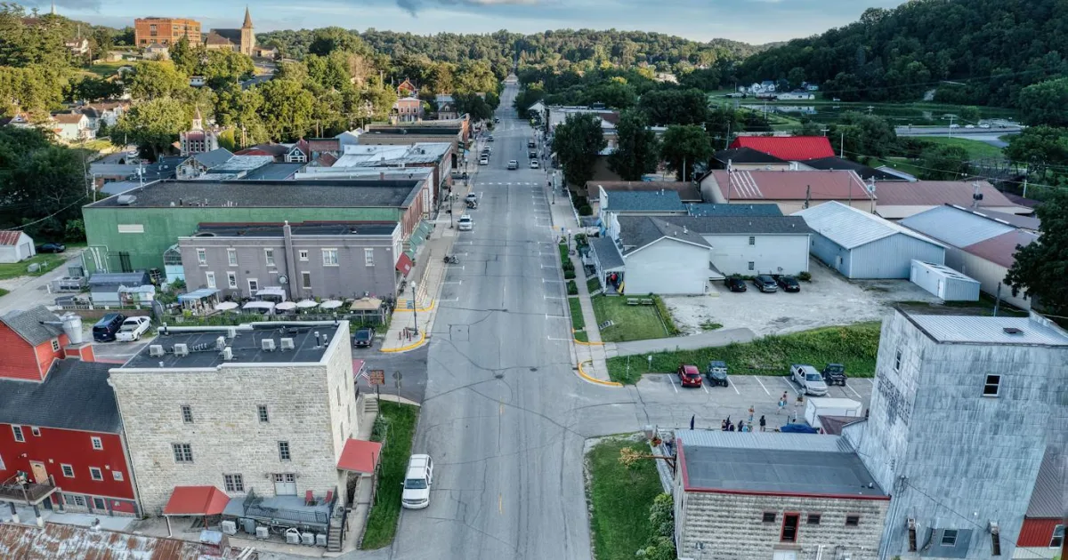 Downtown Pleasantville, IA, IA