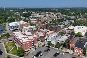town and county seat of Suffolk County, New York, United States