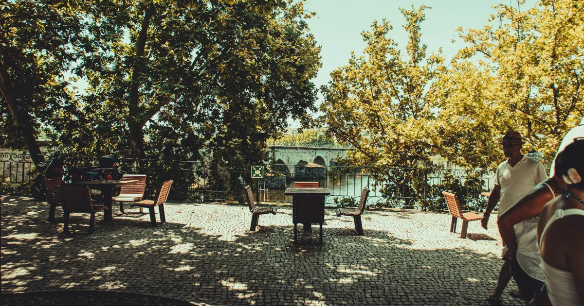 Downtown Riverside, MO, MO