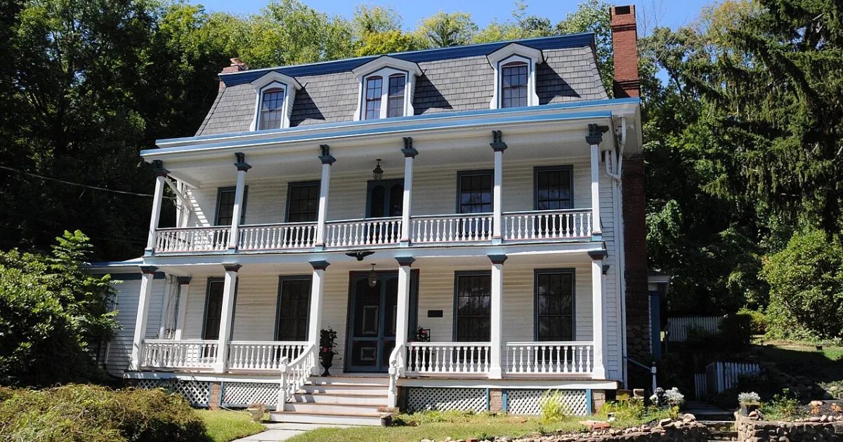 Downtown Saddle River, NJ, NJ