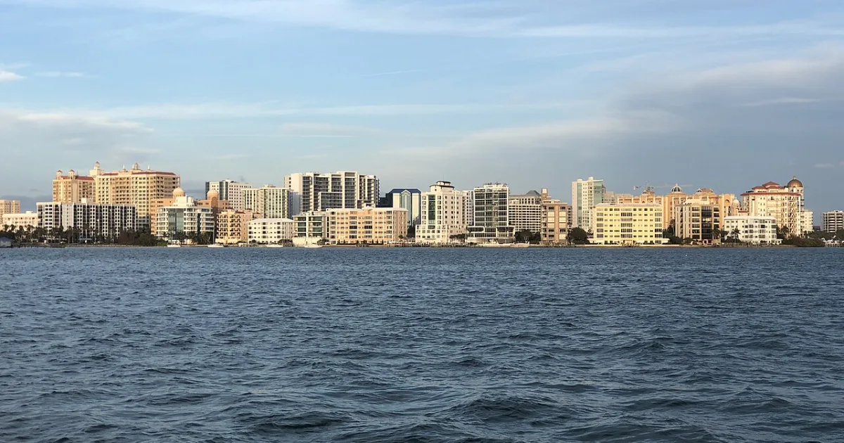 city in and county seat of Sarasota County, Florida, United States