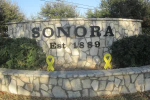 city and county seat of Sutton County, Texas, United States