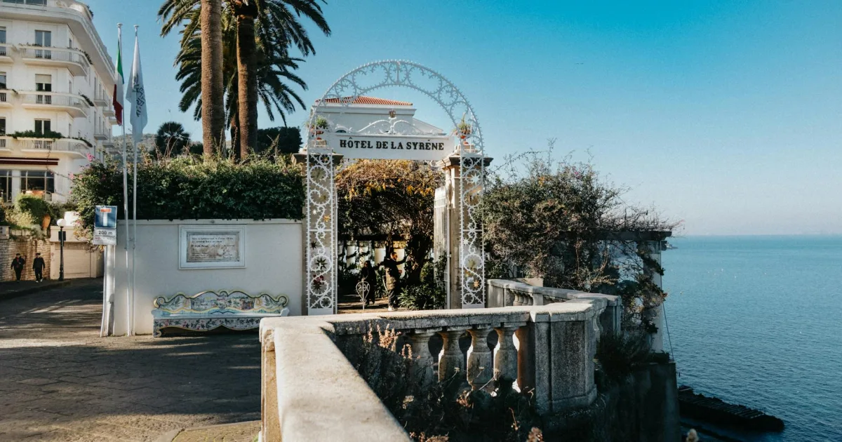 Downtown Sorrento, LA, LA